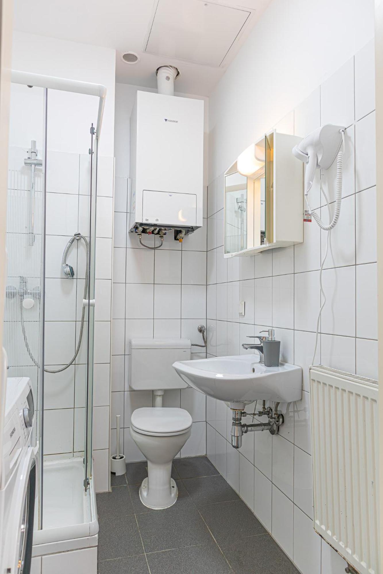 Spacious 2Br Apt Great Location - Near Schoenbrunn Wien Exterior foto